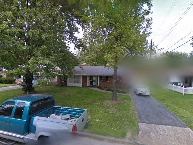 House image located at Saint Louis, MO 63137