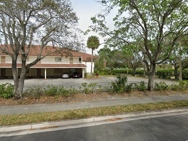 House image located at West Palm Beach, FL 33401