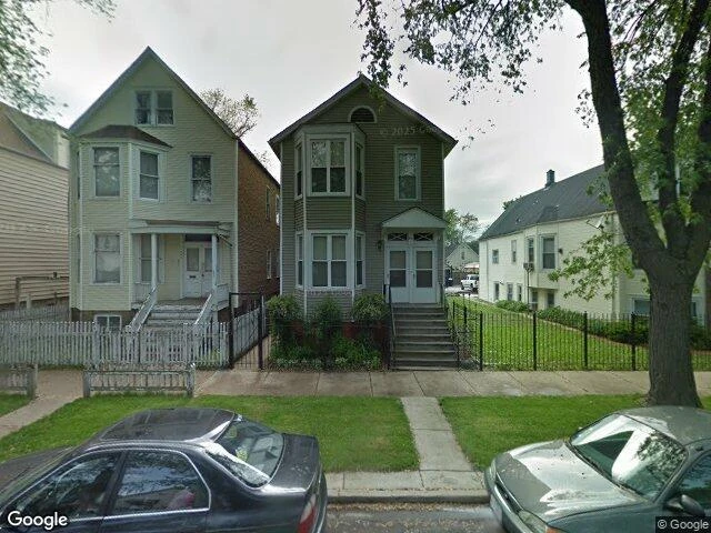 House image located at Chicago, IL 60639