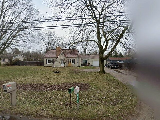 House image located at Adrian, MI 49221
