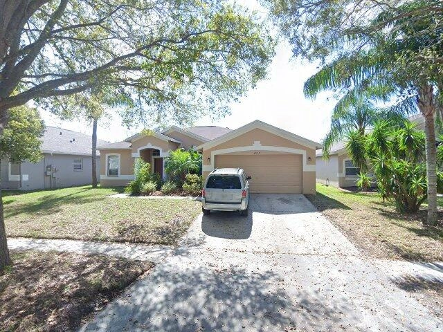 House image located at Valrico, FL 33596