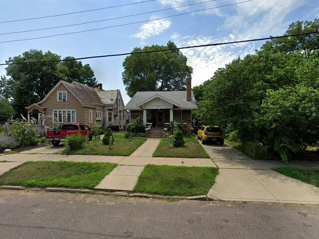 House image located at Peoria, IL 61606