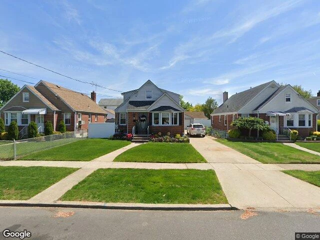 House image located at Franklin Square, NY 11010