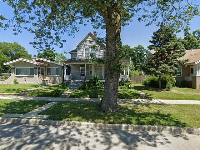 House image located at Chicago, IL 60628