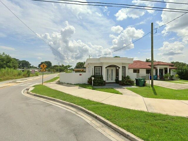 House image located at Miami, FL 33170