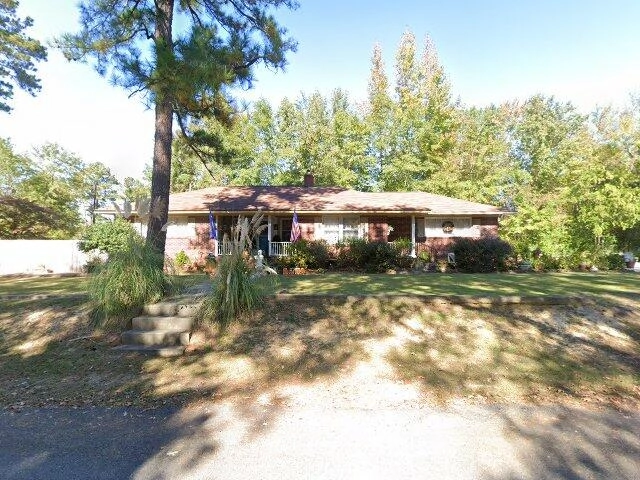 House image located at Cheraw, SC 29520