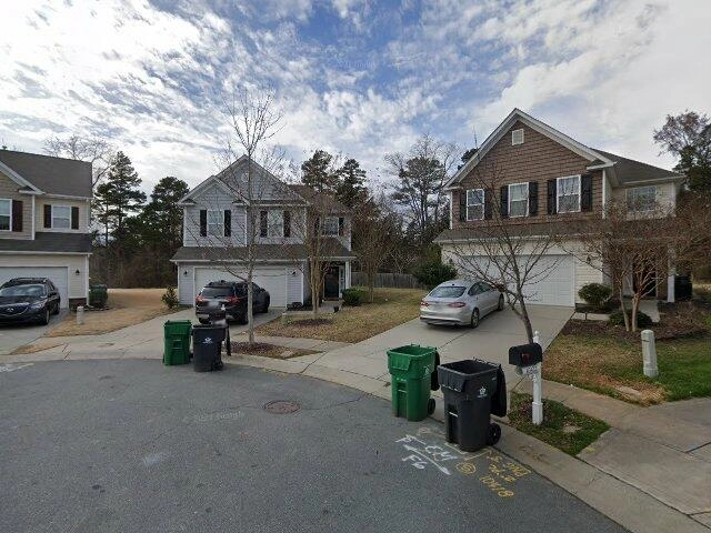 House image located at Charlotte, NC 28213