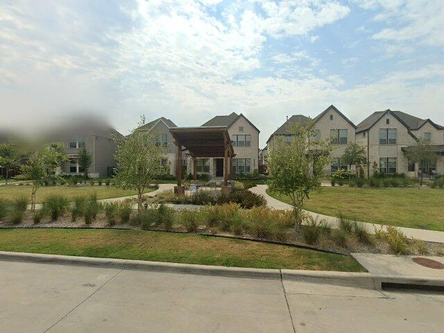 House image located at Arlington, TX 76005