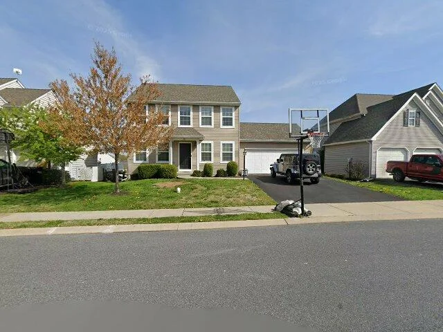 House image located at East Earl, PA 17519