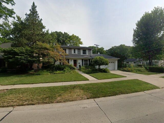 House image located at Livonia, MI 48154
