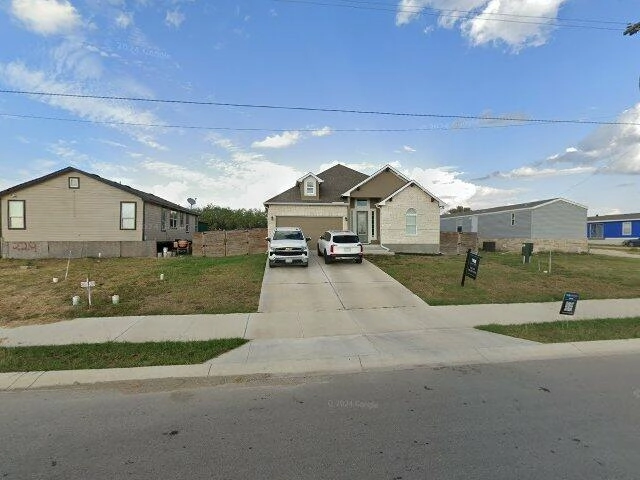 House image located at Dale, TX 78616