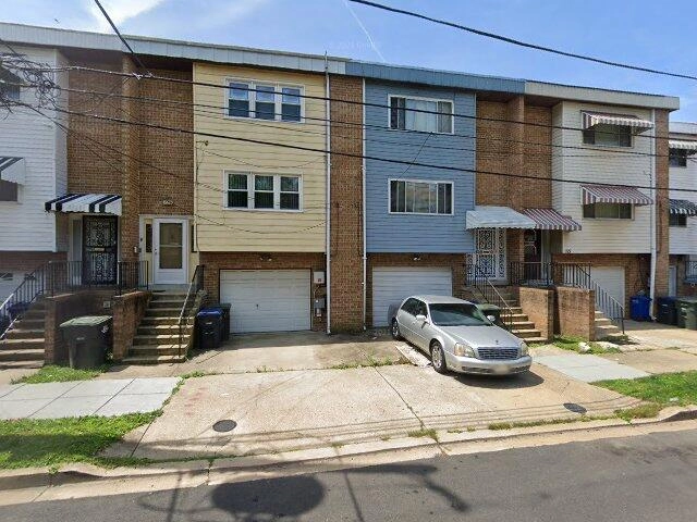 House image located at Washington, DC 20032