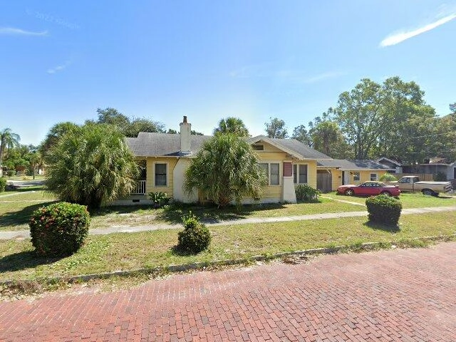 House image located at Saint Petersburg, FL 33705