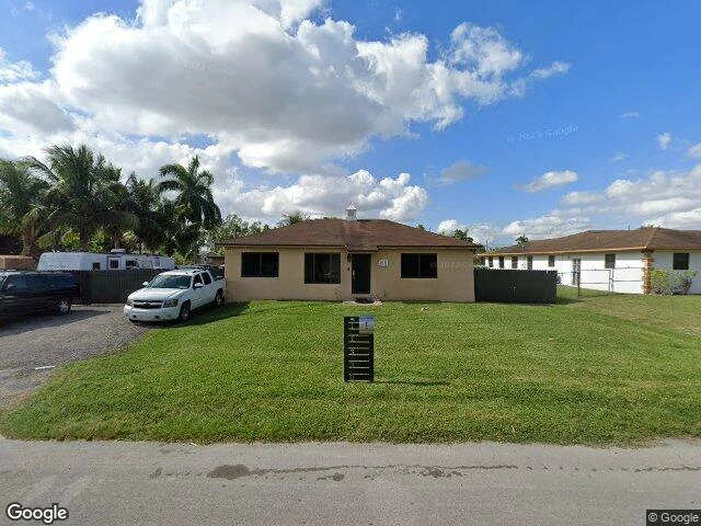 House image located at Miami, FL 33167