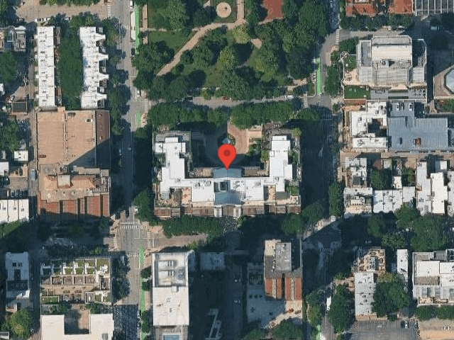 House image located at Chicago, IL 60610