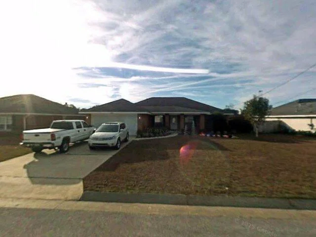 House image located at Milton, FL 32571