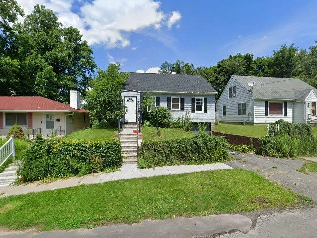 House image located at Syracuse, NY 13210