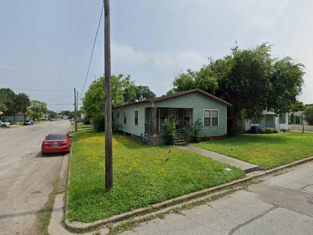 House image located at Galveston, TX 77551