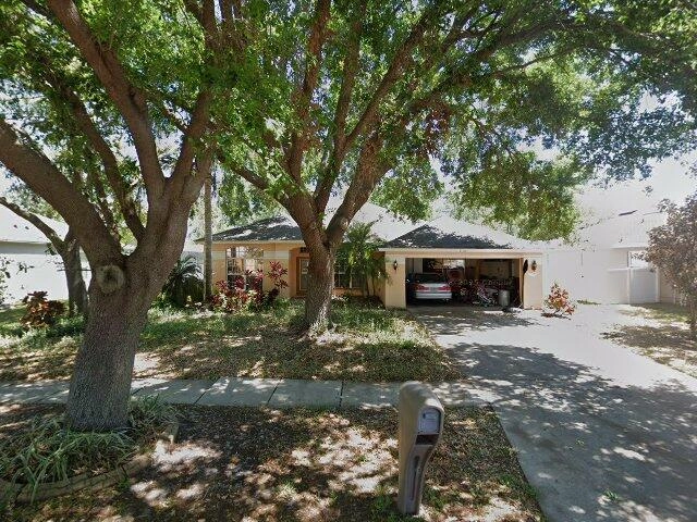House image located at Valrico, FL 33596