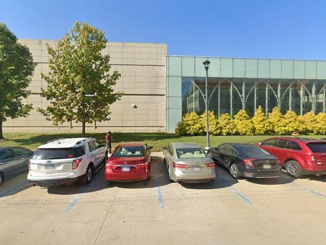 House image located at Griffith, IN 46319