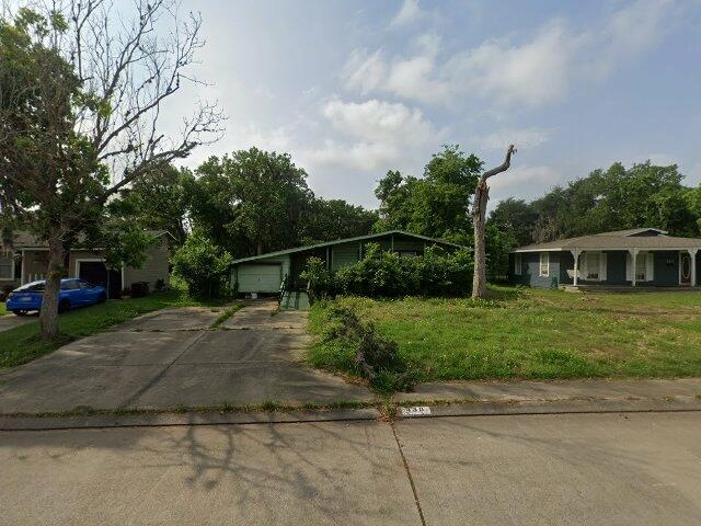 House image located at Lake Jackson, TX 77566