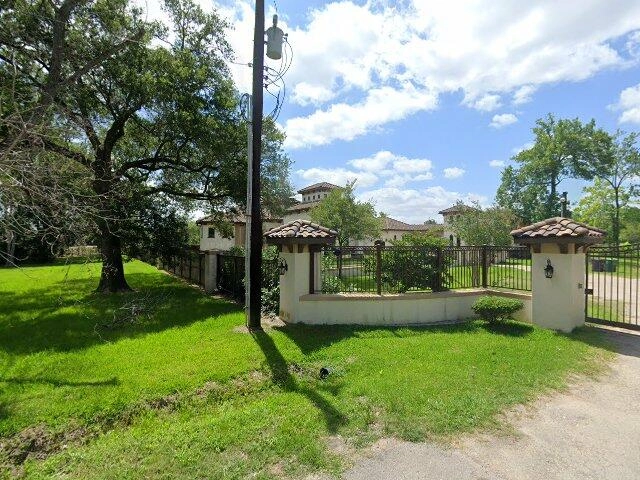 House image located at Houston, TX 77093