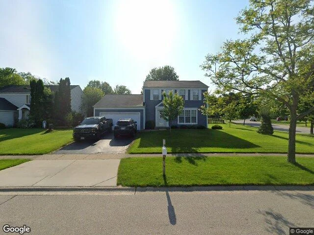 House image located at Algonquin, IL 60102