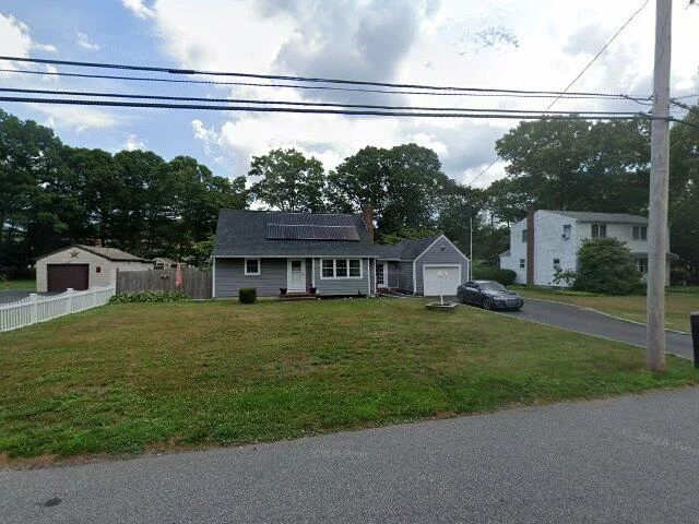 House image located at Holtsville, NY 11742