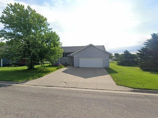 House image located at Lake Crystal, MN 56055