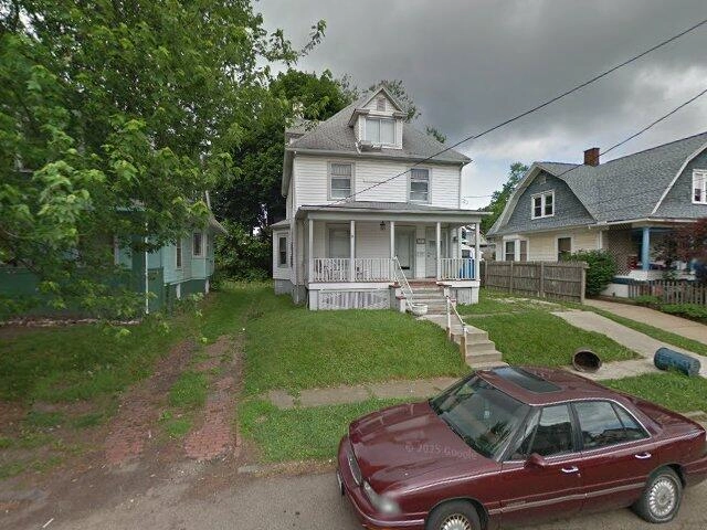 House image located at Canton, OH 44708