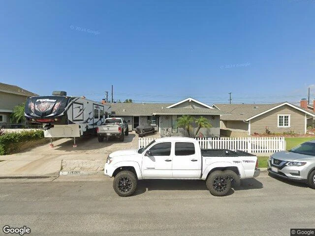 House image located at Huntington Beach, CA 92647