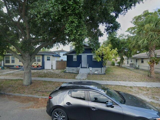 House image located at Saint Petersburg, FL 33705