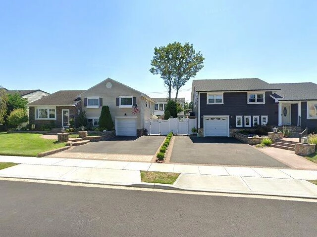House image located at Wantagh, NY 11793