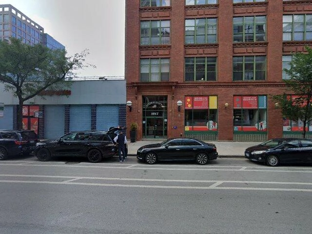 House image located at Chicago, IL 60607