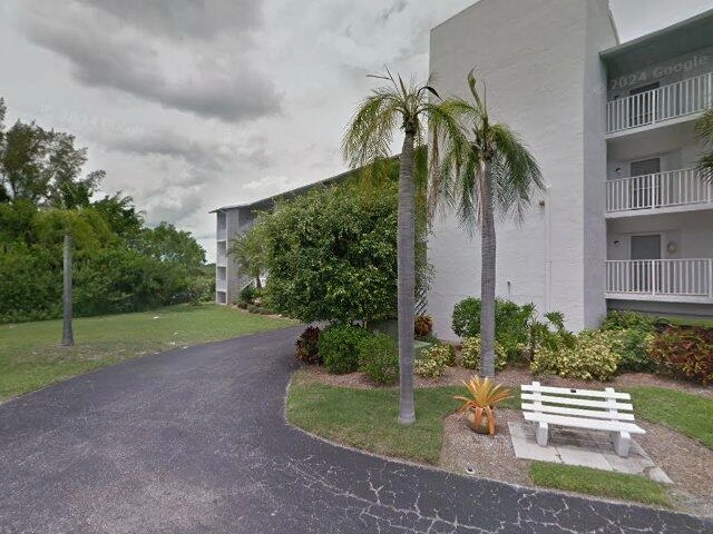 House image located at Englewood, FL 34223