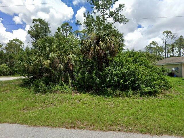 House image located at Lehigh Acres, FL 33971