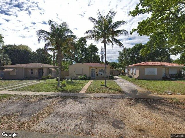 House image located at Miami, FL 33161