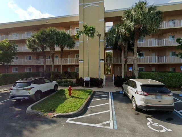 House image located at Lake Worth, FL 33467