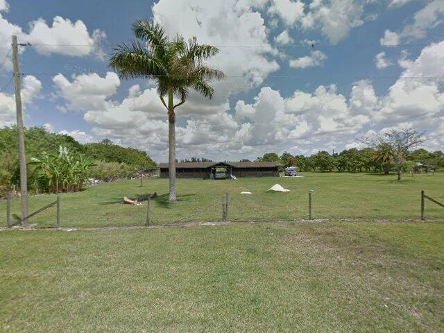 House image located at Miami, FL 33187