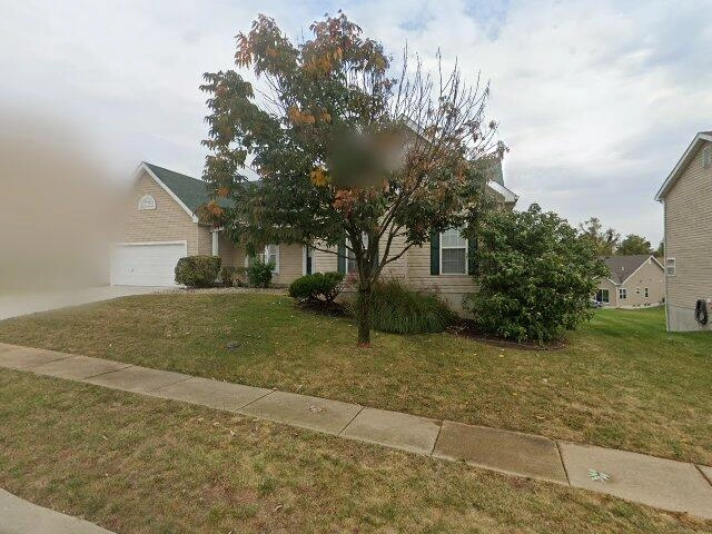 House image located at Florissant, MO 63034