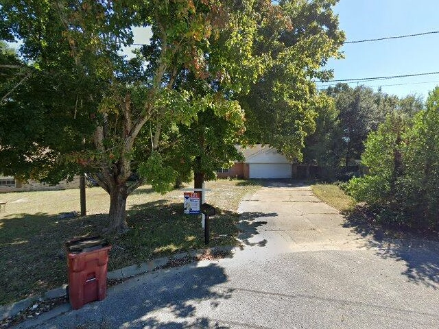 House image located at Milton, FL 32571