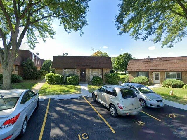 House image located at Waukegan, IL 60087