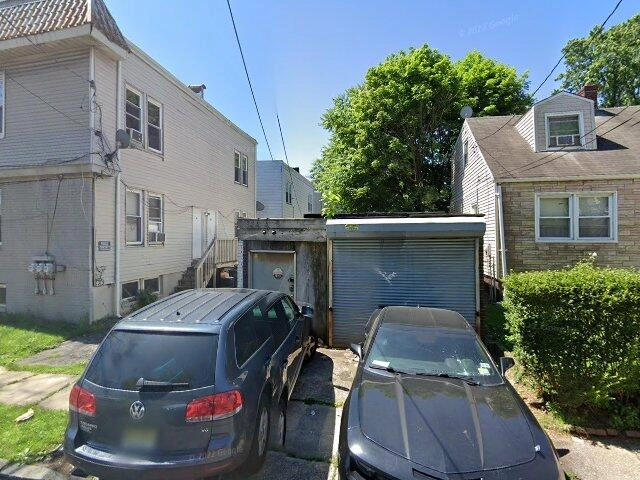 House image located at Irvington, NJ 07111