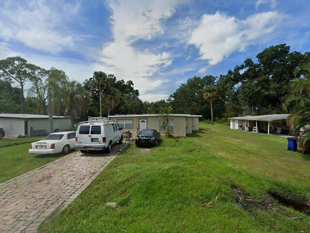 House image located at Fort Myers, FL 33905