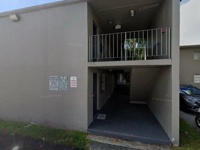 House image located at Miami, FL 33165