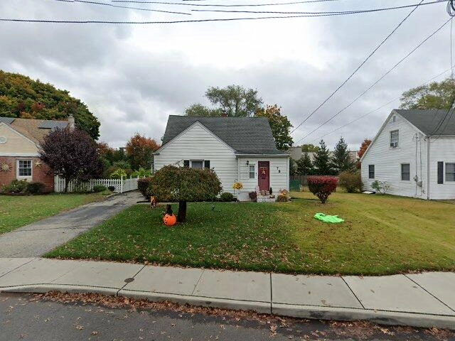 House image located at Trenton, NJ 08610