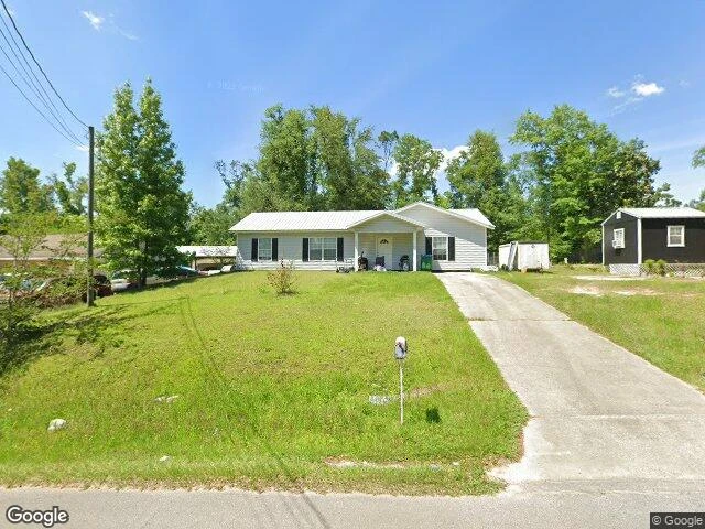 House image located at Marianna, FL 32448