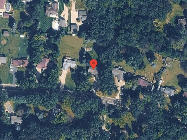 House image located at Fenton, MI 48430