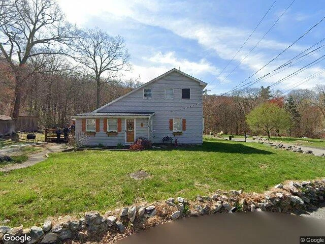 House image located at Hewitt, NJ 07421