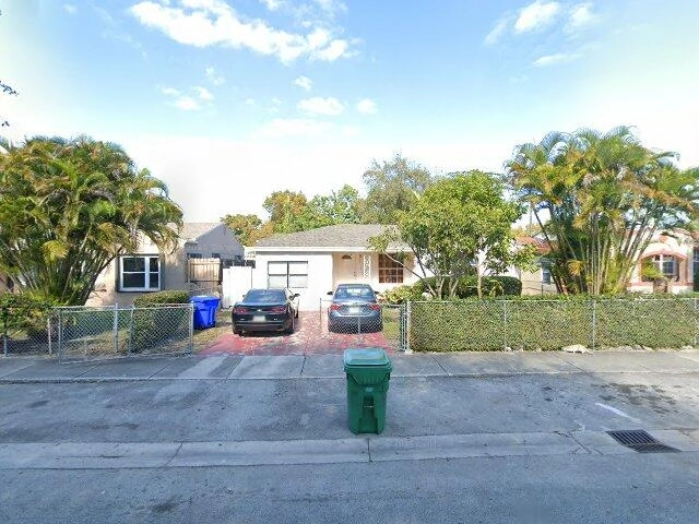 House image located at Miami, FL 33127